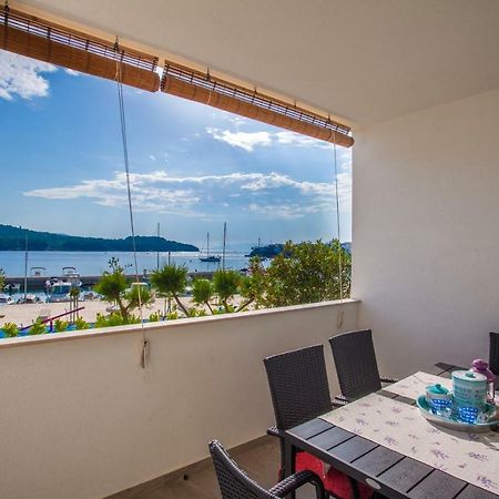 Apartment Sara - Cres Zewnętrze zdjęcie