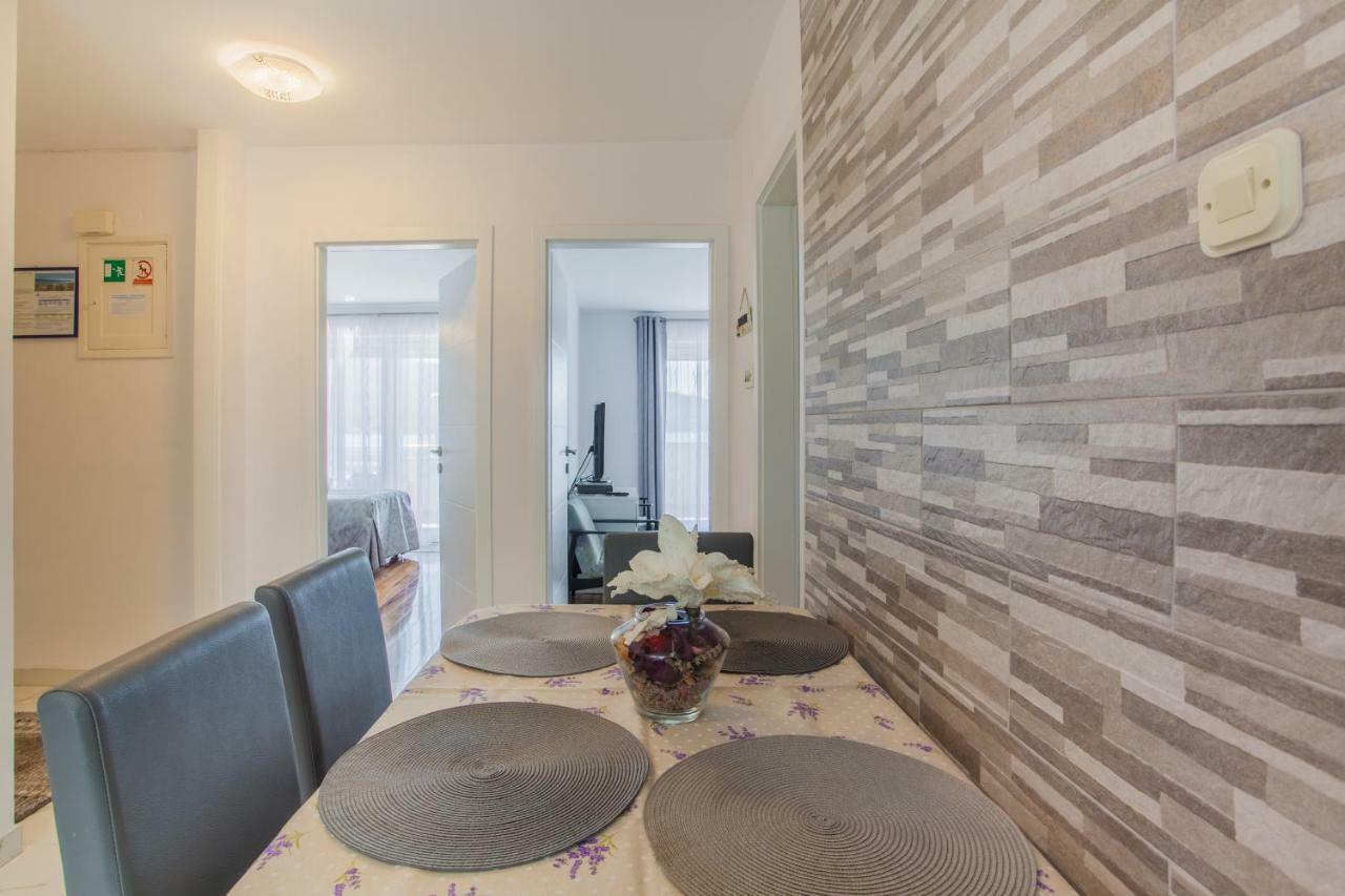 Apartment Sara - Cres Zewnętrze zdjęcie