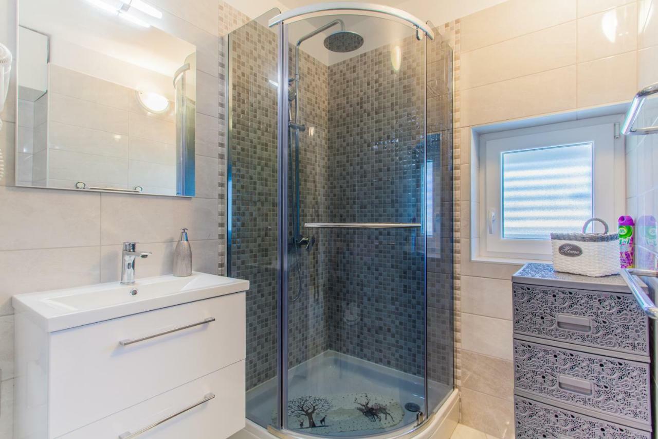 Apartment Sara - Cres Zewnętrze zdjęcie
